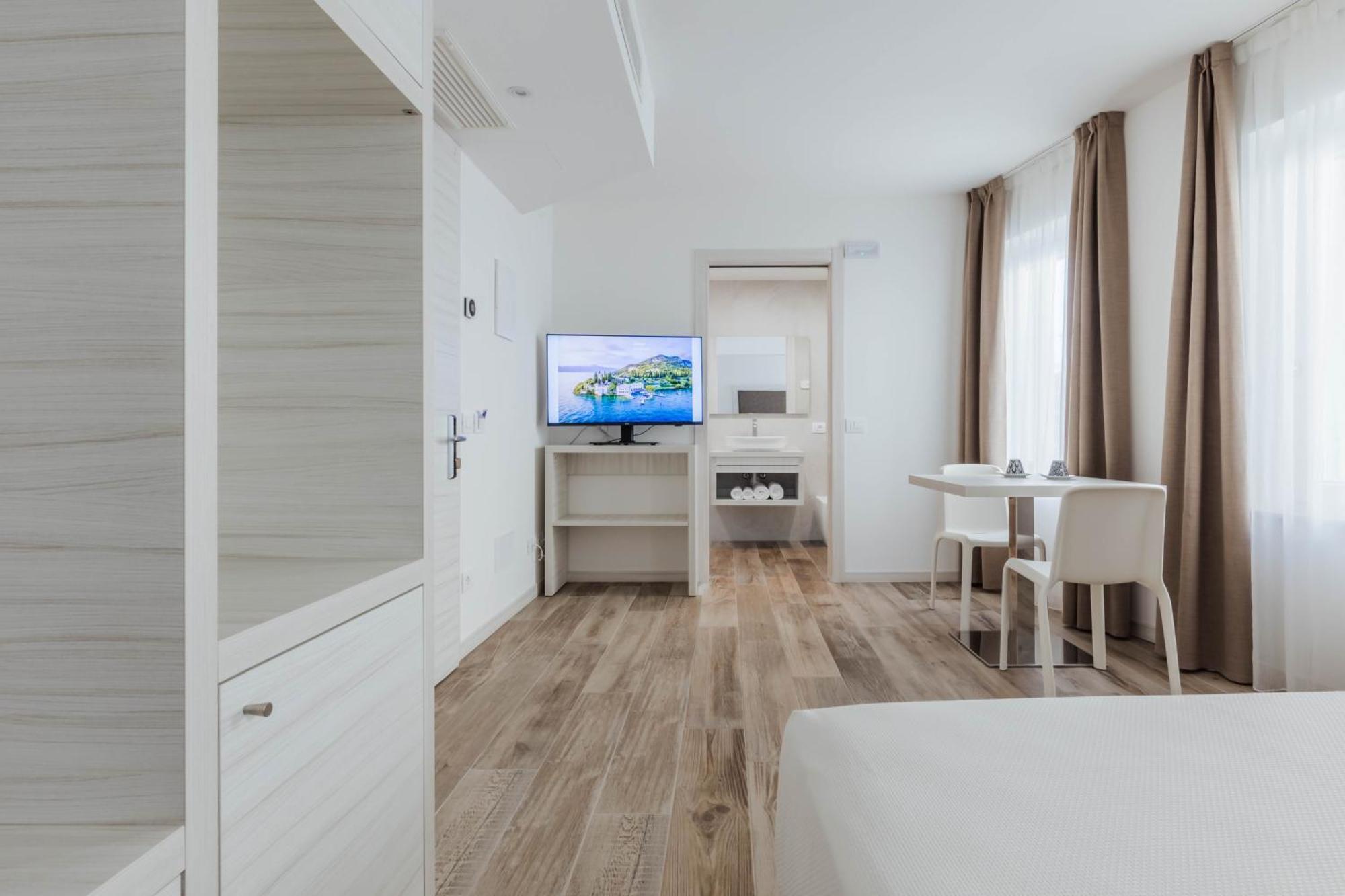 Hotel Giardinetto Garda  Ngoại thất bức ảnh