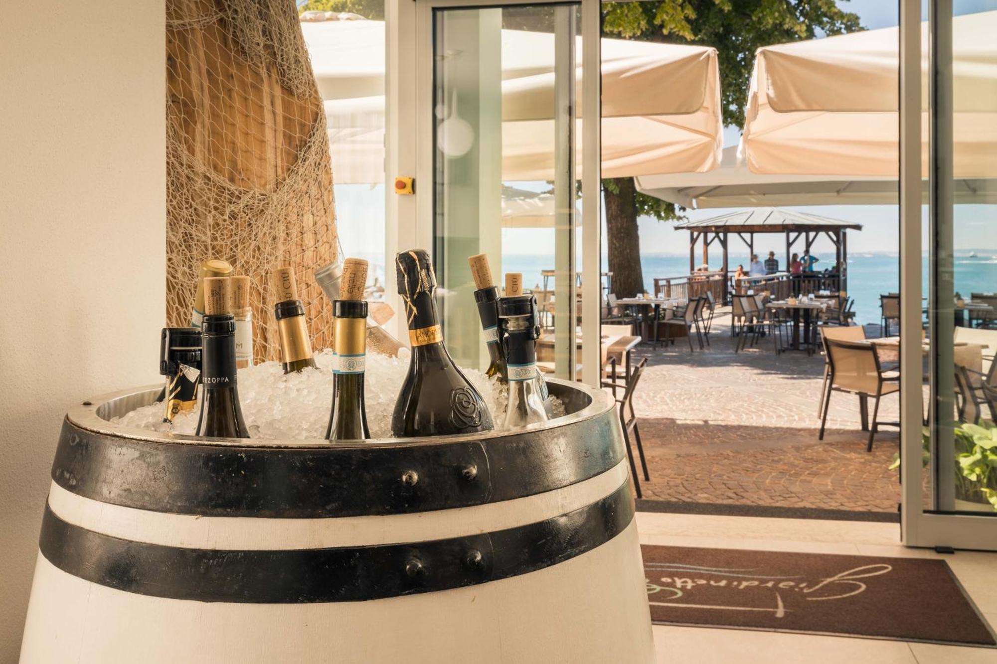 Hotel Giardinetto Garda  Ngoại thất bức ảnh